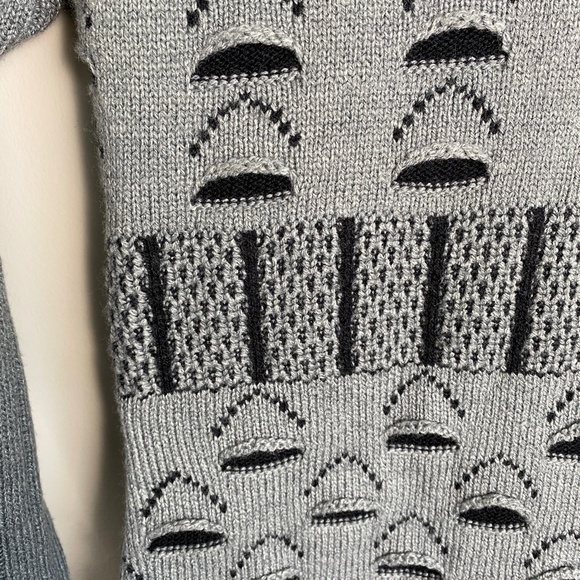 Giovana Women's Gray Long Sleeve Eye Like‎ Patterned Mini Sweater Dress Medium - Picture 4 of 16